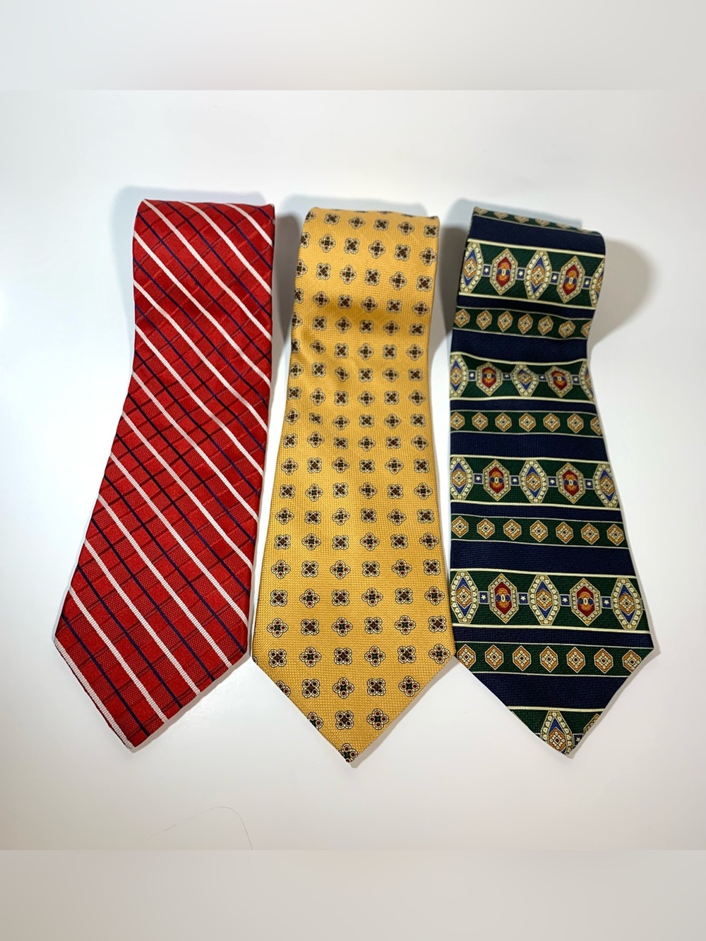 Tommy Hilfiger Red Navy Striped, Yellow Gold, Green Silk Tie Lot of 3 Necktie